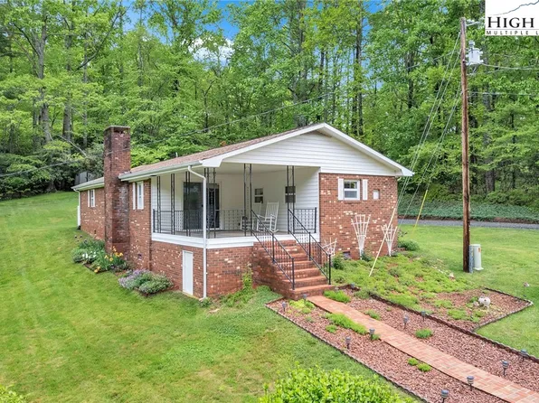 192 B Greensboro Road #B, Crumpler, NC 28617