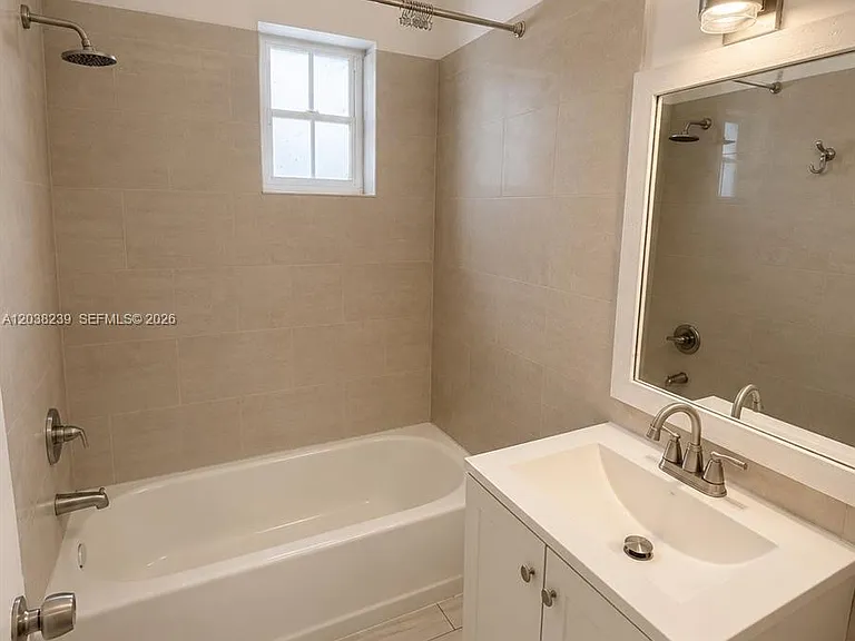 1440 Pennsylvania Ave #5 — Photo 11