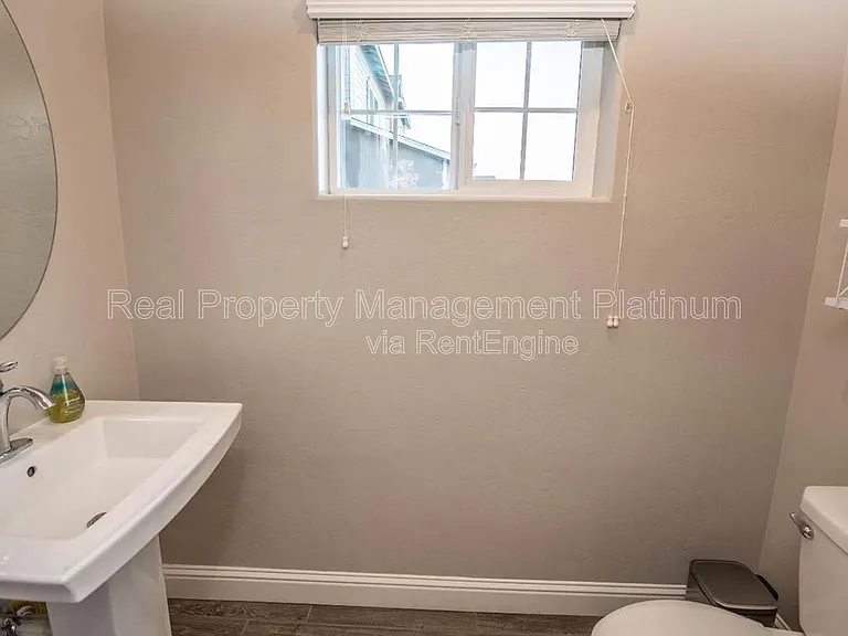 6191 E Fedora Ave — Photo 11