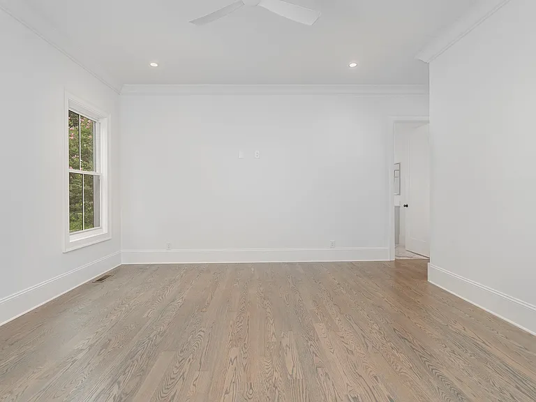 909B Gale Ln — Photo 15