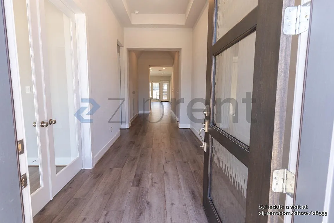 6 Creeks Phase 1 Sec 2 — Photo 2