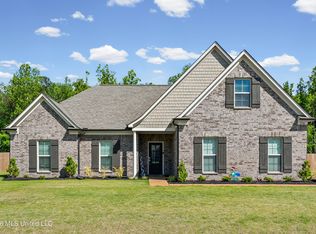 2336 Scott Meadows Ln, Hernando, MS 38632