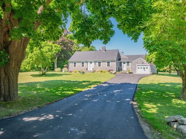367 Plum St, Barnstable, MA 02630