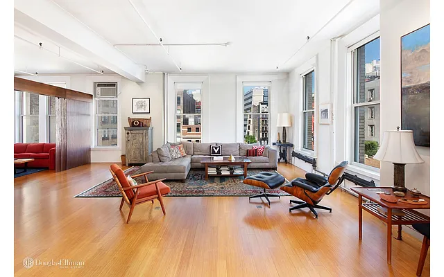 Sold by Douglas Elliman | media 18