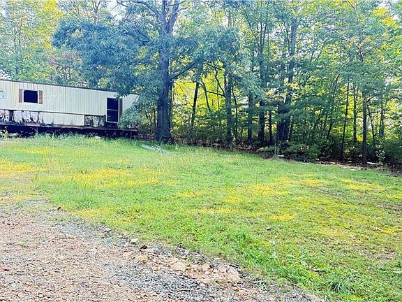 4th image of 3787 Pine Ridge Rd