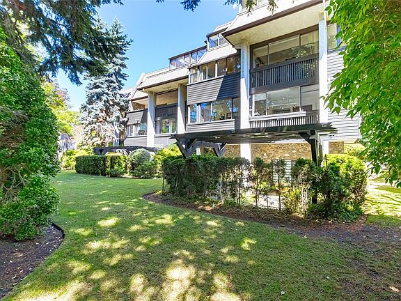 4th image of 1120 Fairfield Rd #306