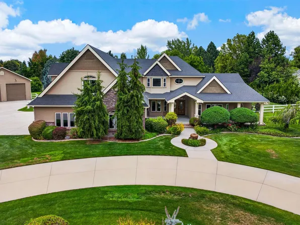 2684 W Champagne Dr, Eagle, ID 83616