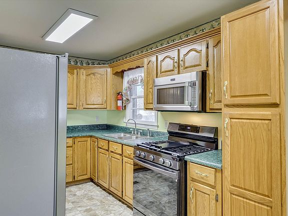 3rd image of 4 Appaloosa Way