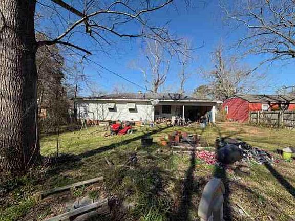 5th image of 170 Meadow Hill Rd