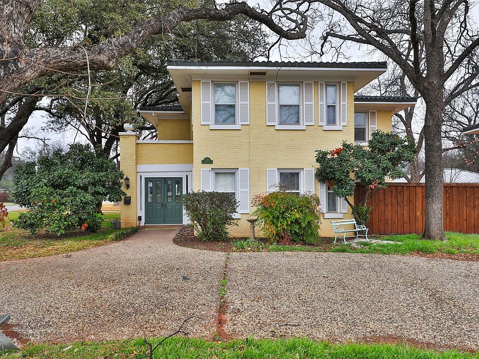 1st image of 709 Elmwood Dr