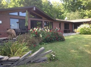 93 Lighthouse Rd, Plattsburgh, NY 12901