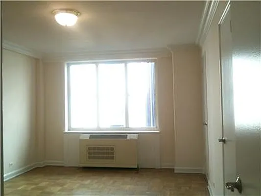 Rented by essential NEW YORK Real Estate | media 16