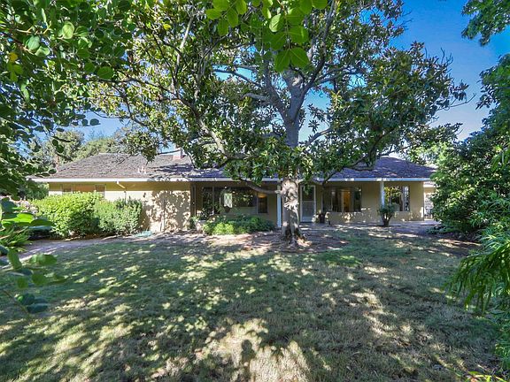 3rd image of 20311 Craigen Cir