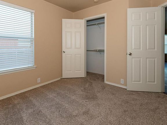 4th image of 3015 Marigold Dr