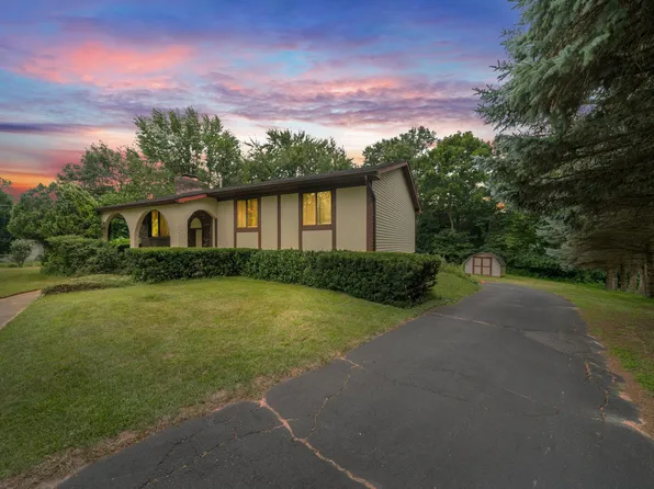 319 Holmes Rd, Ypsilanti, MI 48198