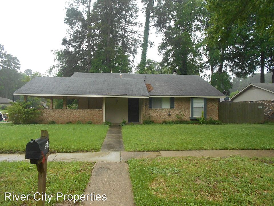 1st image of 3501 Baywood Dr