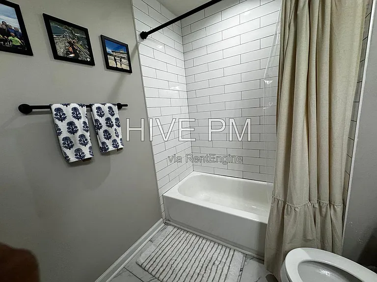 229 Congress Ave #229 — Photo 29