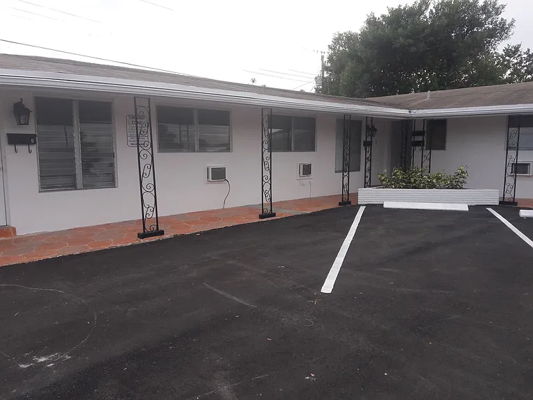 6008 NW 10 St Margate, FL 33063 — Photo 7