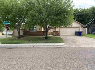 8925 Coral Hills Dr, Laredo, TX 78045