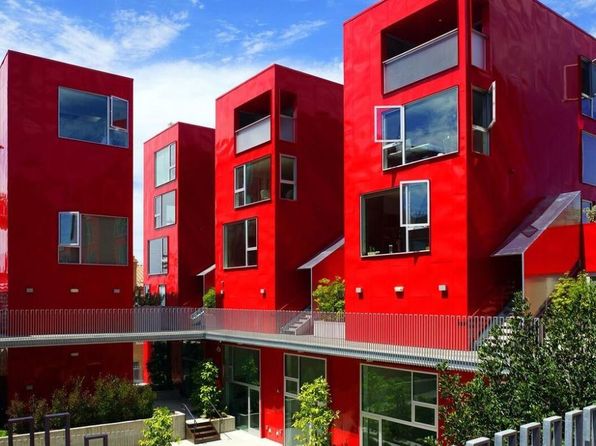 1642 University Ave #307