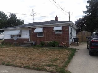 515 Hillman Rd, Akron, OH 44312