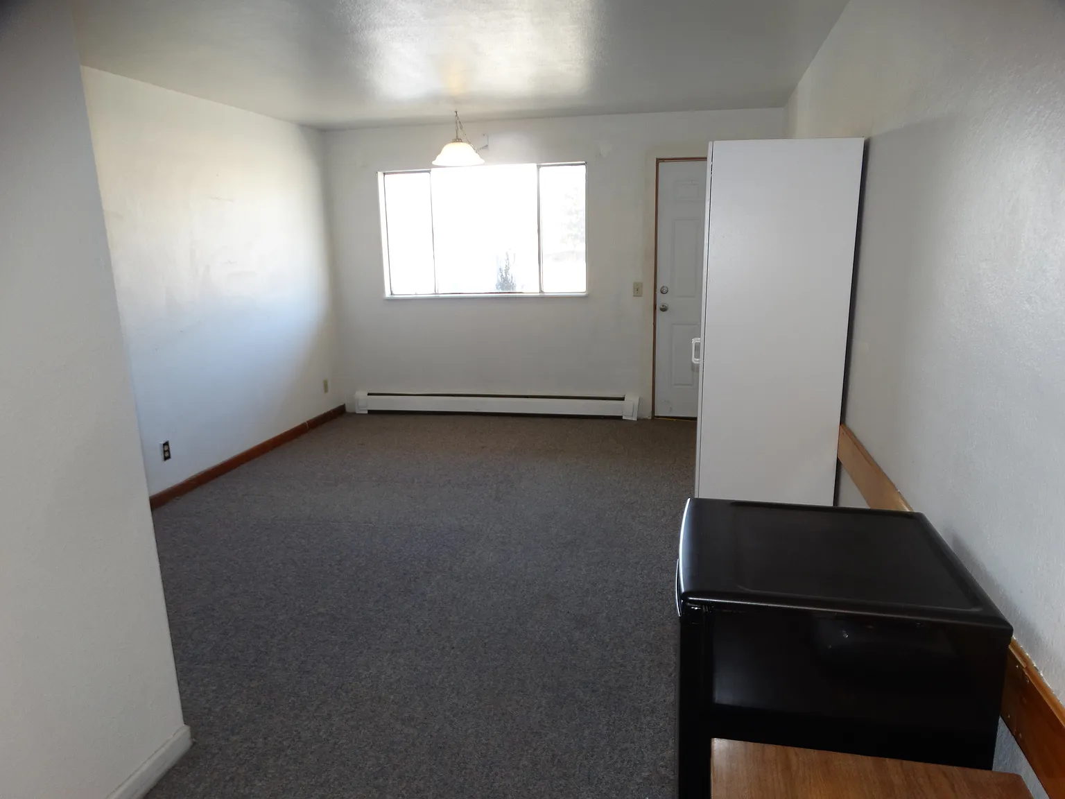 Studio, $675 — Photo 3