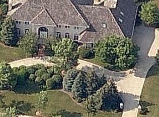 760 Jennifer Ct, Lake Forest, IL 60045