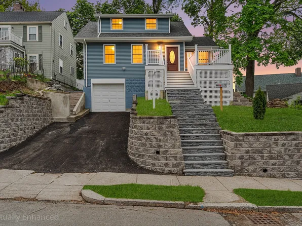 70 Edgehill Rd, Winthrop, MA 02152