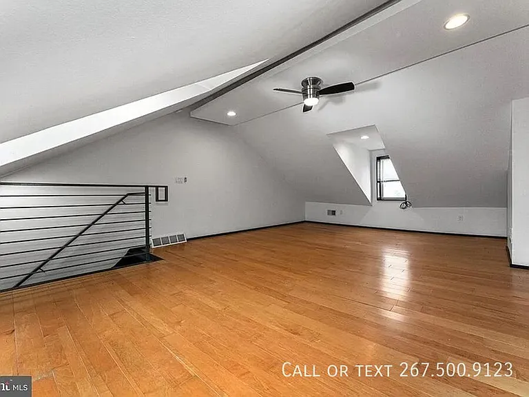 907 N 5th St — Photo 20