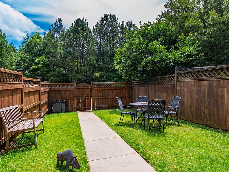 76 Millbrook Dr — Photo 23