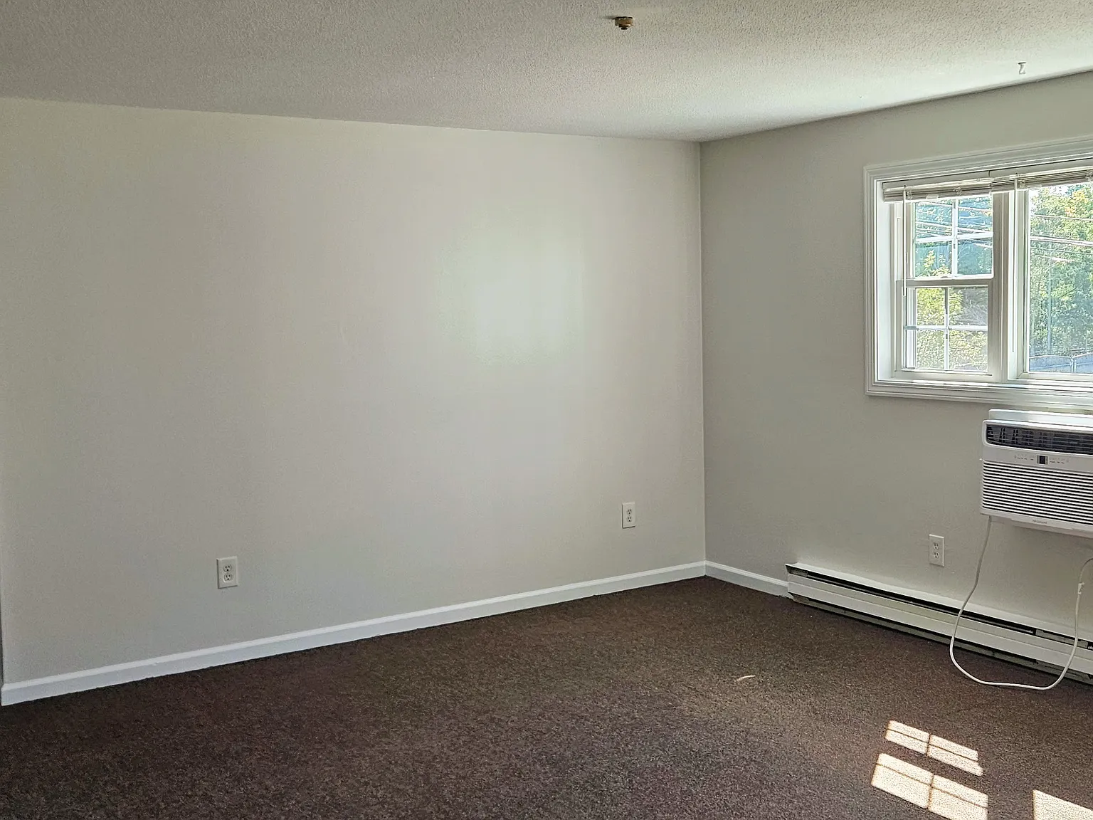 2 bed, 795 sqft, $2,195 — Photo 2