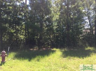 8 Rock Dove Ln, Savannah, GA 31405