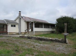 1958 Bloomfield Rd, Roaring Spring, PA 16673