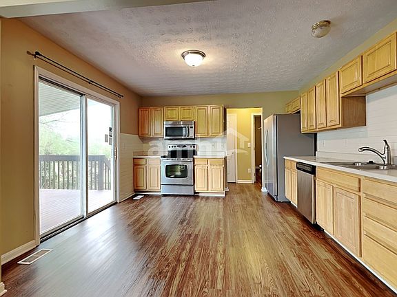 3rd image of 2610 Schafer Knoll Ct