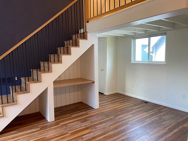 223 Maggie St — Photo 3