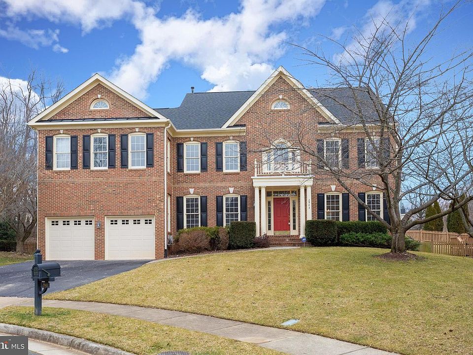 1st image of 2943 Oakton Knoll Ct