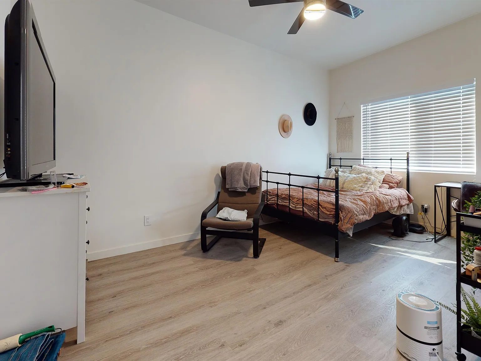 5270 Manhasset Drive - 1 — Photo 4