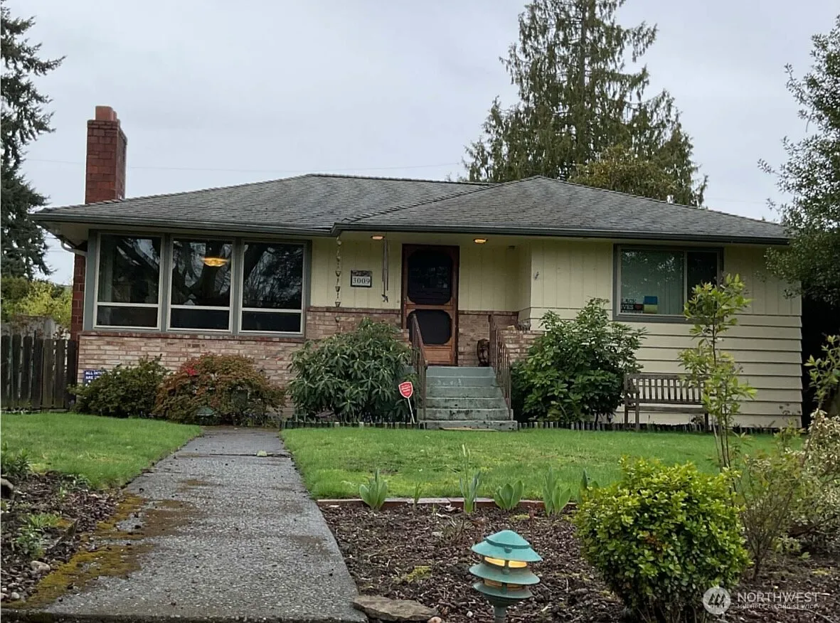 3009 Fairmount Avenue SW photo 1