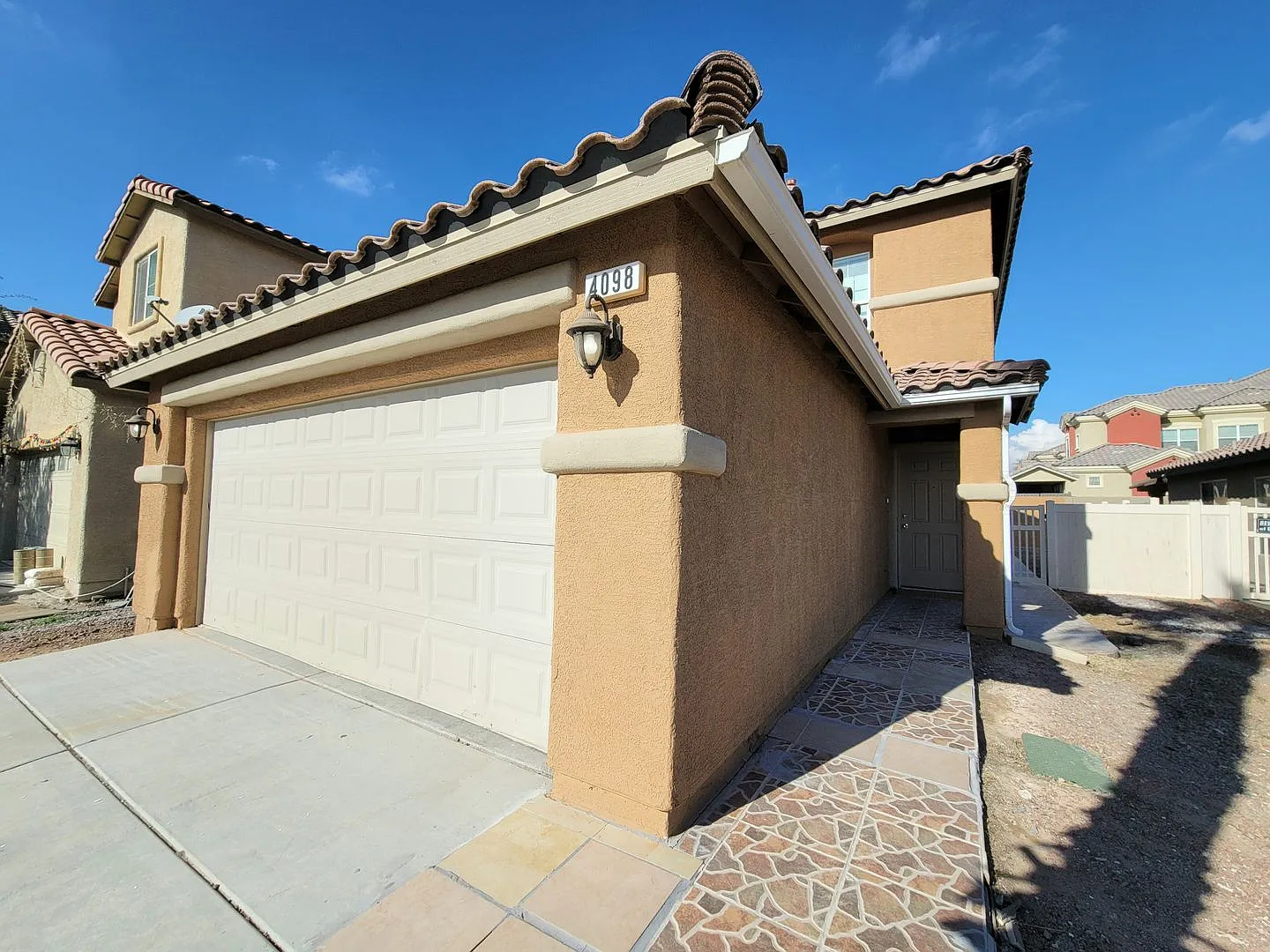 Spacious 3-Bedroom Home with Open Floorplan & Backyard — Photo 2