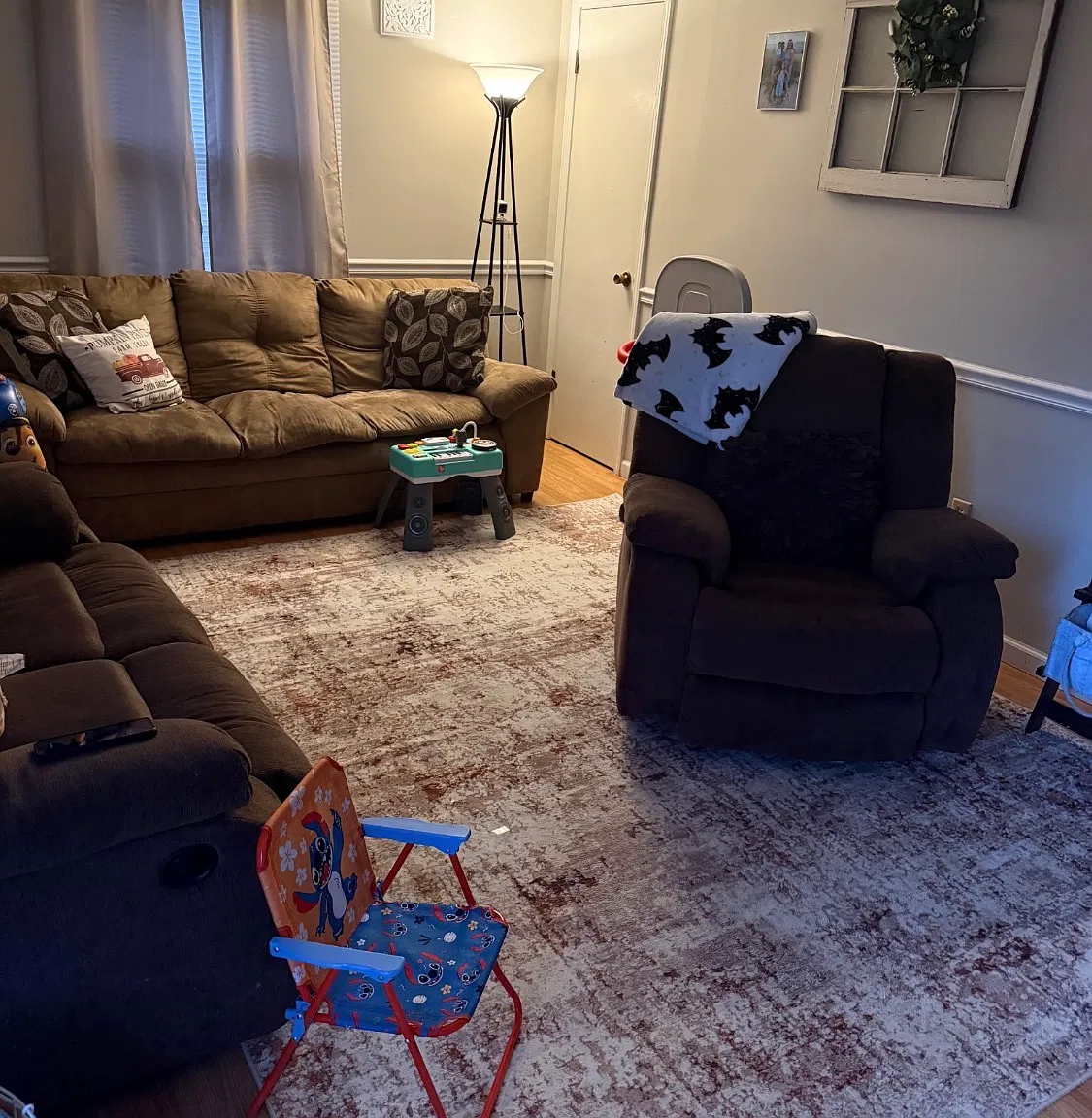 3 bed, 960 sqft, $1,400 — Photo 4