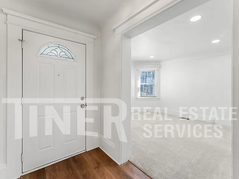 1508 E St — Photo 8