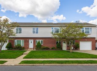 336 Whittier Ave, Levittown, NY 11756