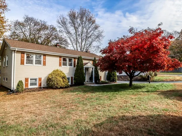 2 Caldwell Drive, New Milford, CT 06776