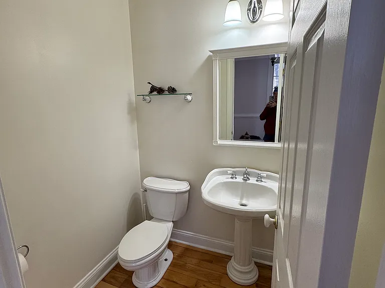 11238 Lake Shore Ct — Photo 30