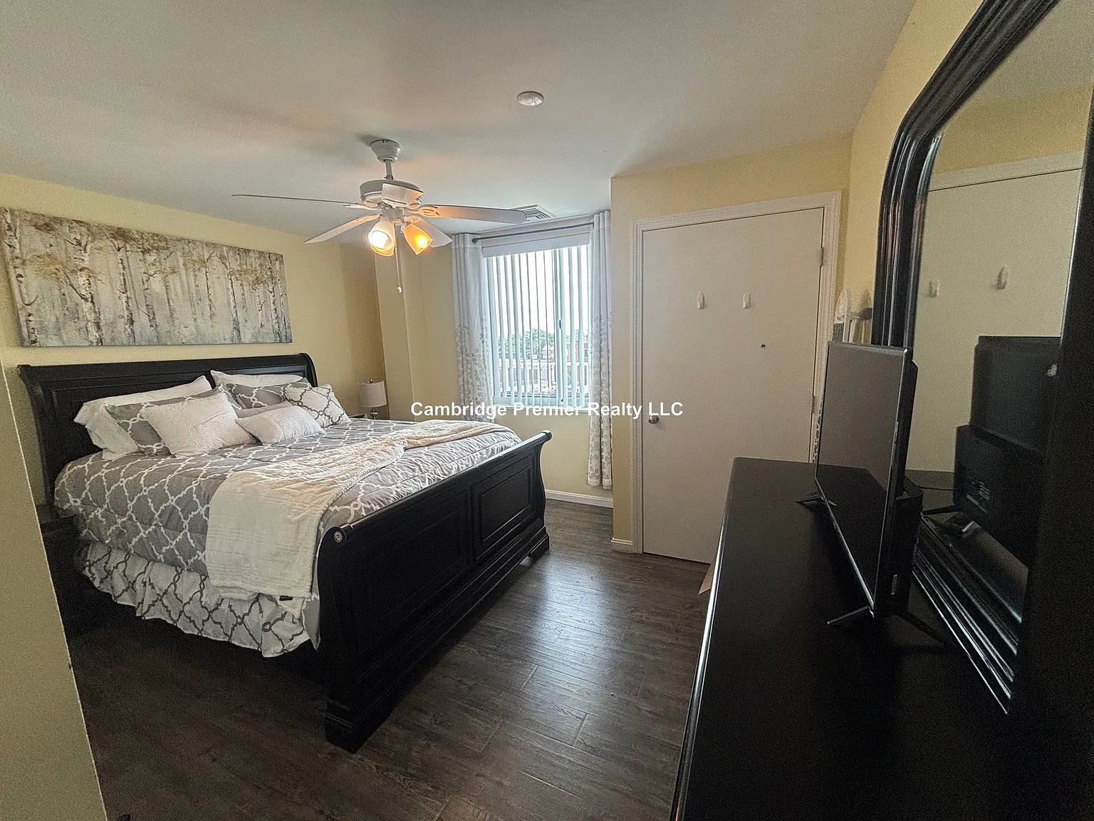 2 bed, $2,450 — Photo 3