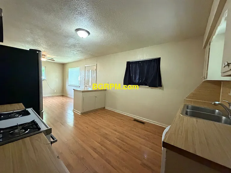 7017 Gibson Rd — Photo 3