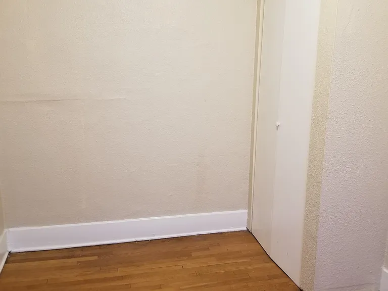 975 N Washington St #1 — Photo 11