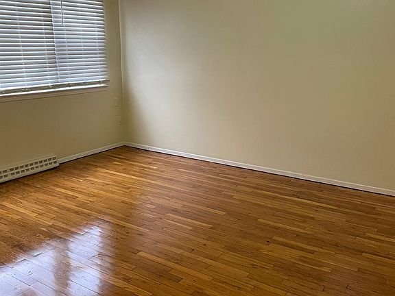 Big spacious livingroom