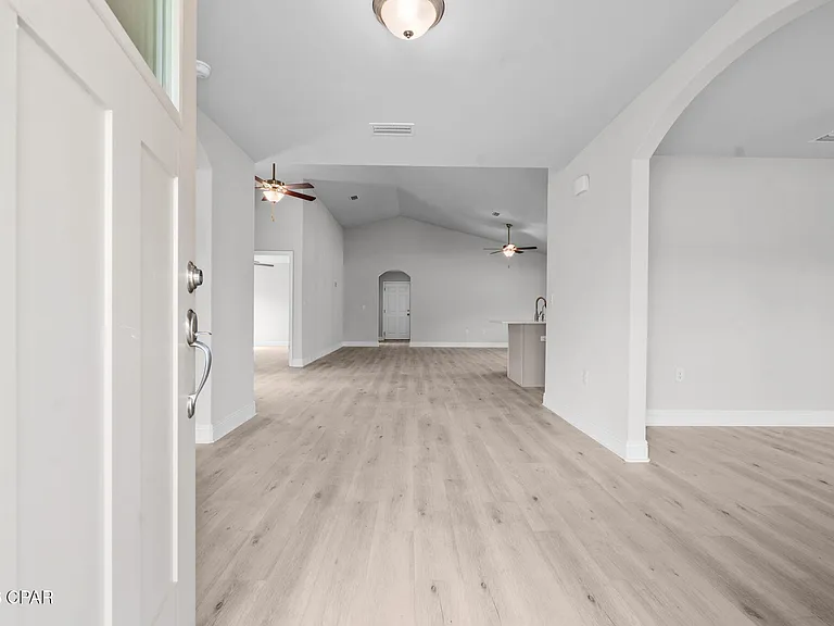 11701 Poston Rd — Photo 3