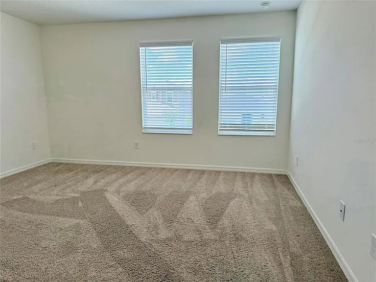 9544 Sandy Bluffs Cir — Photo 12